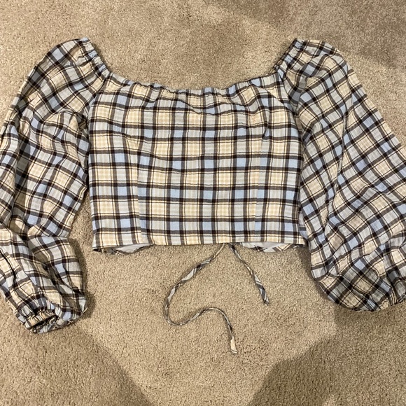Zara Cropped Check Blouse - Picture 7 of 7
